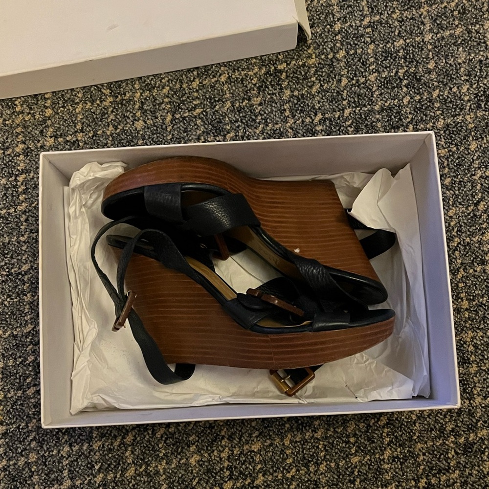 Chloe OT Anklestrap Wedge. Prussia.